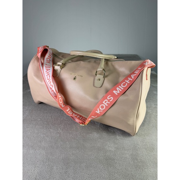 Michael Kors Pink Faux Leather Weekender Duffle Bag Travel Carry On - Picture 2 of 13